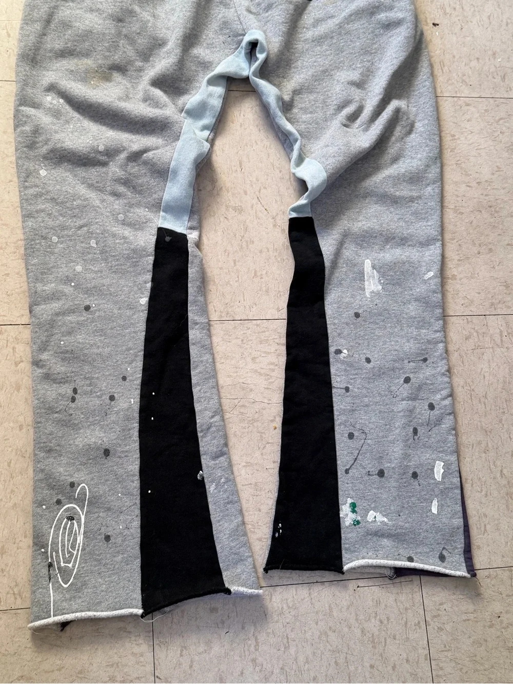 Gallery Dept Paint Medium Gray Flare Sweatpants (Authentic)